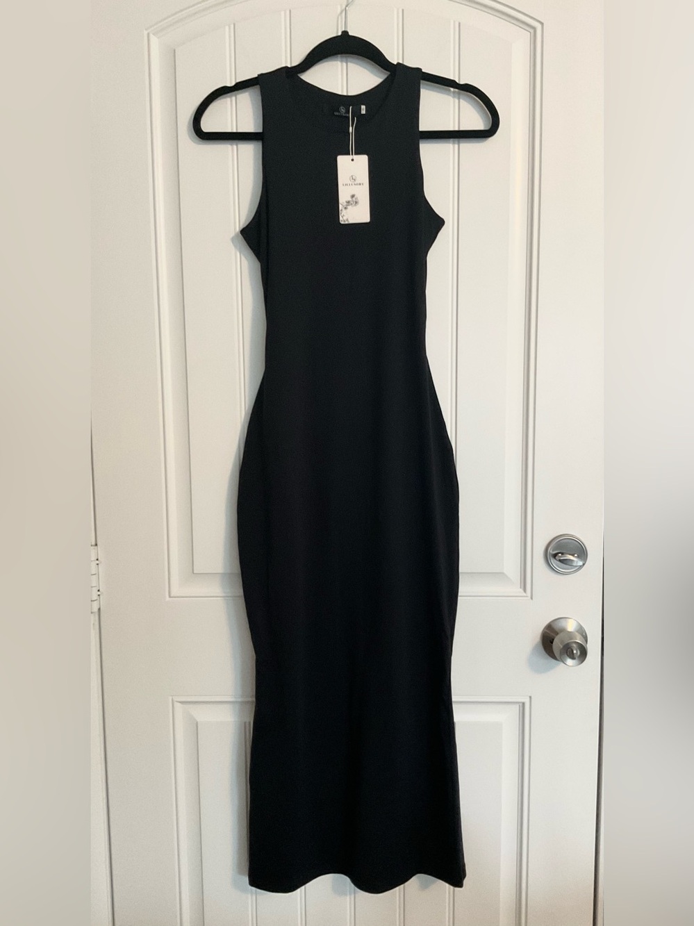 NWT Lillusory Women’s Size Small Maxi Black Bodycon Dress w/ Keyhole Back